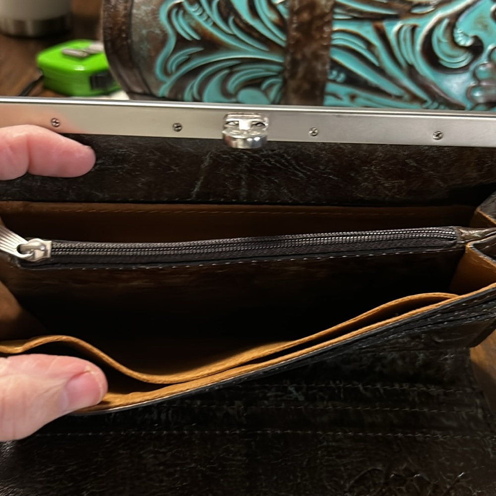 Patrica Nash tooled leather purse and matching wallet - Picture 11 of 12